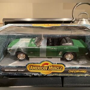 Ertl American Muscle 1:18 1969 Camaro SS396 Rally Green